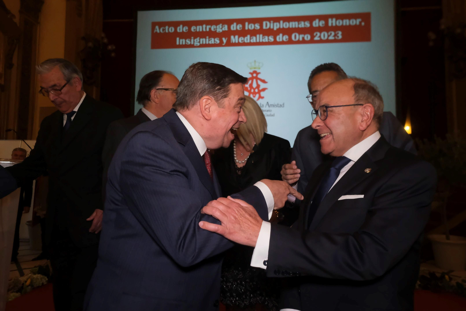 El Real Círculo de la Amistad de Córdoba entrega sus reconocimientos, en imágenes El Real Círculo de la Amistad de Córdoba entrega sus reconocimientos, en imágenes