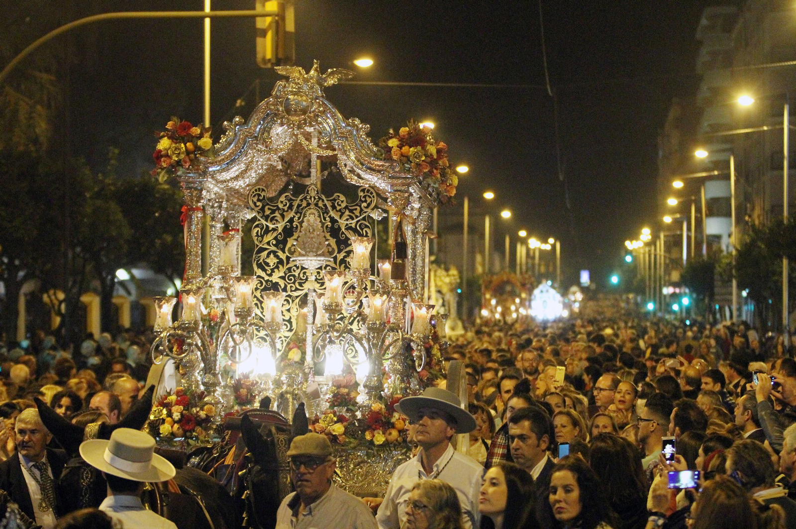 La procesión Magna Rociera en imágenes