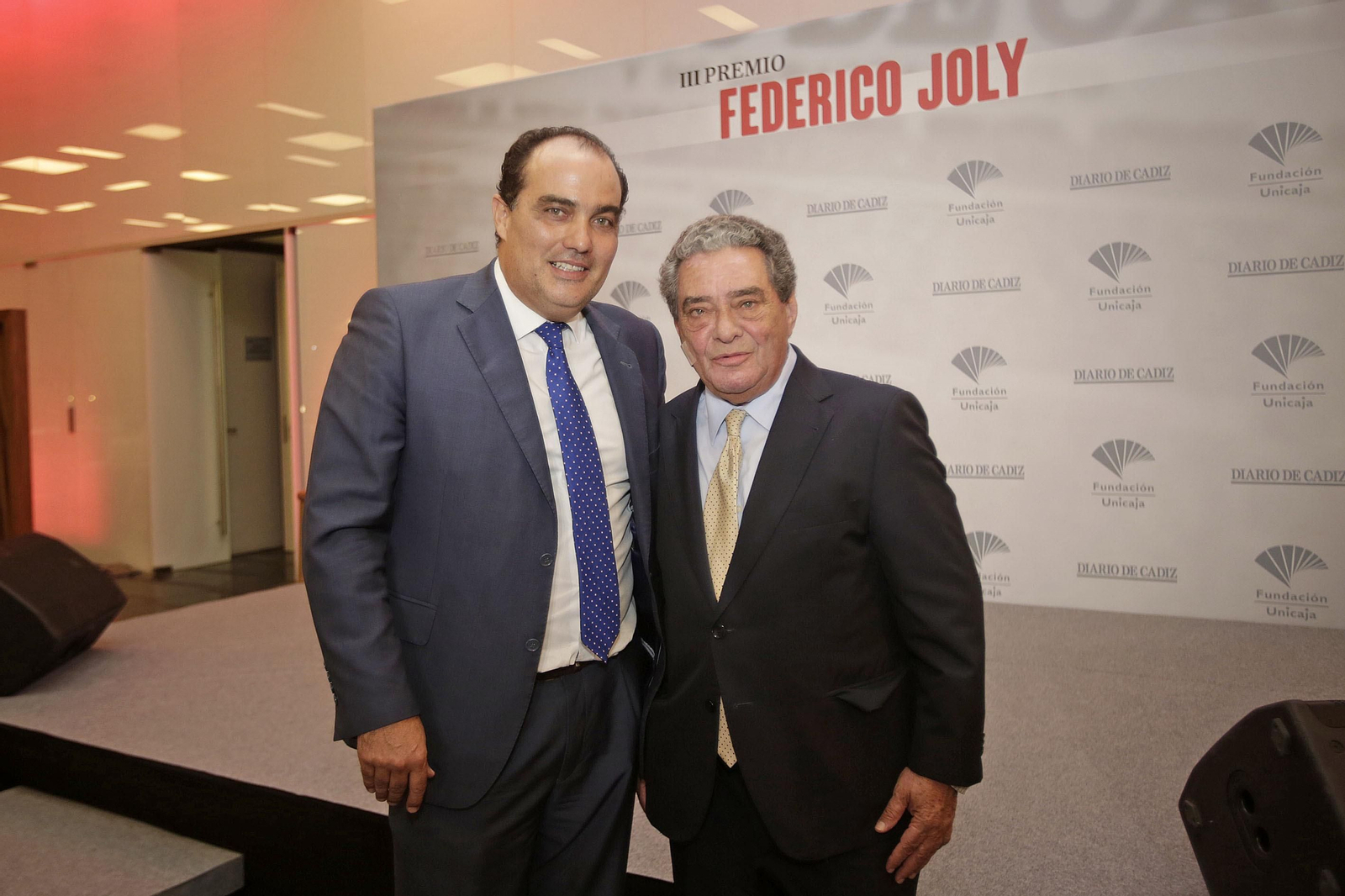 Entrega del premio Federico Joly a Augusto Delkáder
