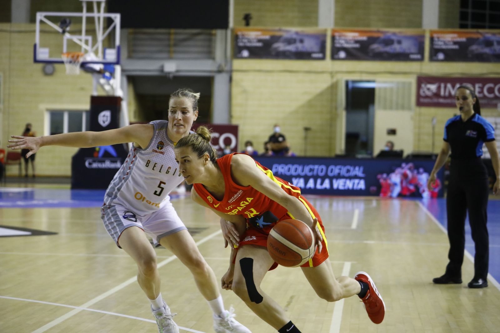 Las imágenes del triunfo de España ante Bélgica en Córdoba.
