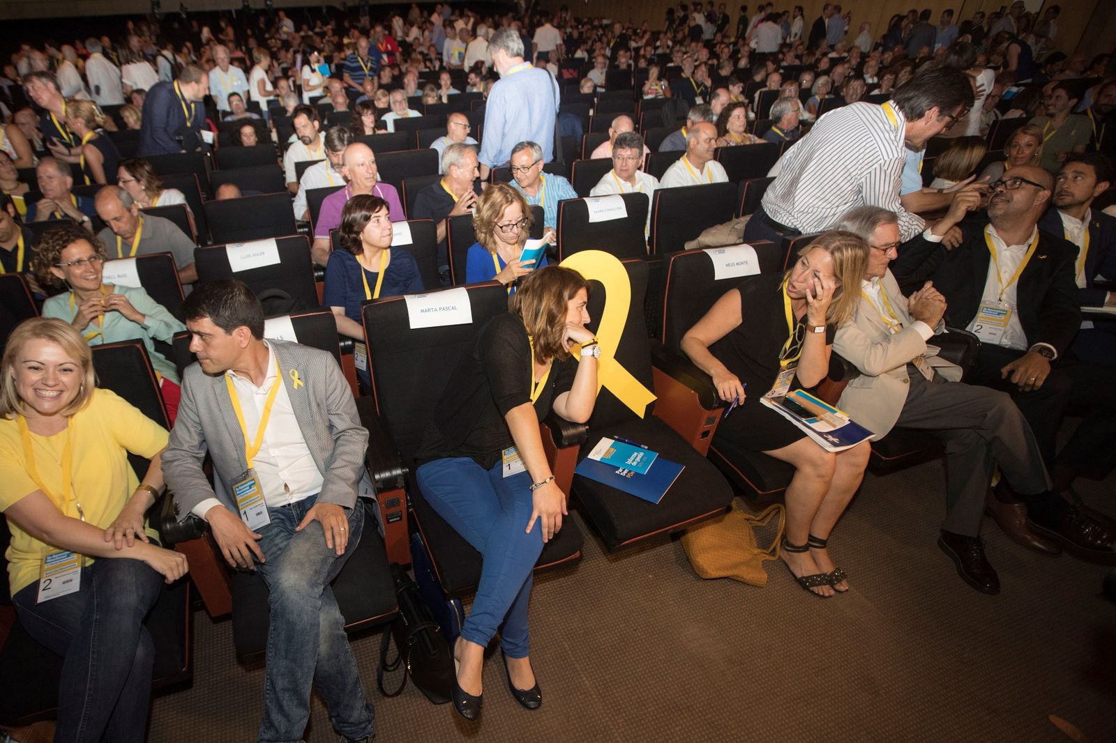 Asistentes a la asamblea del PDeCAT.