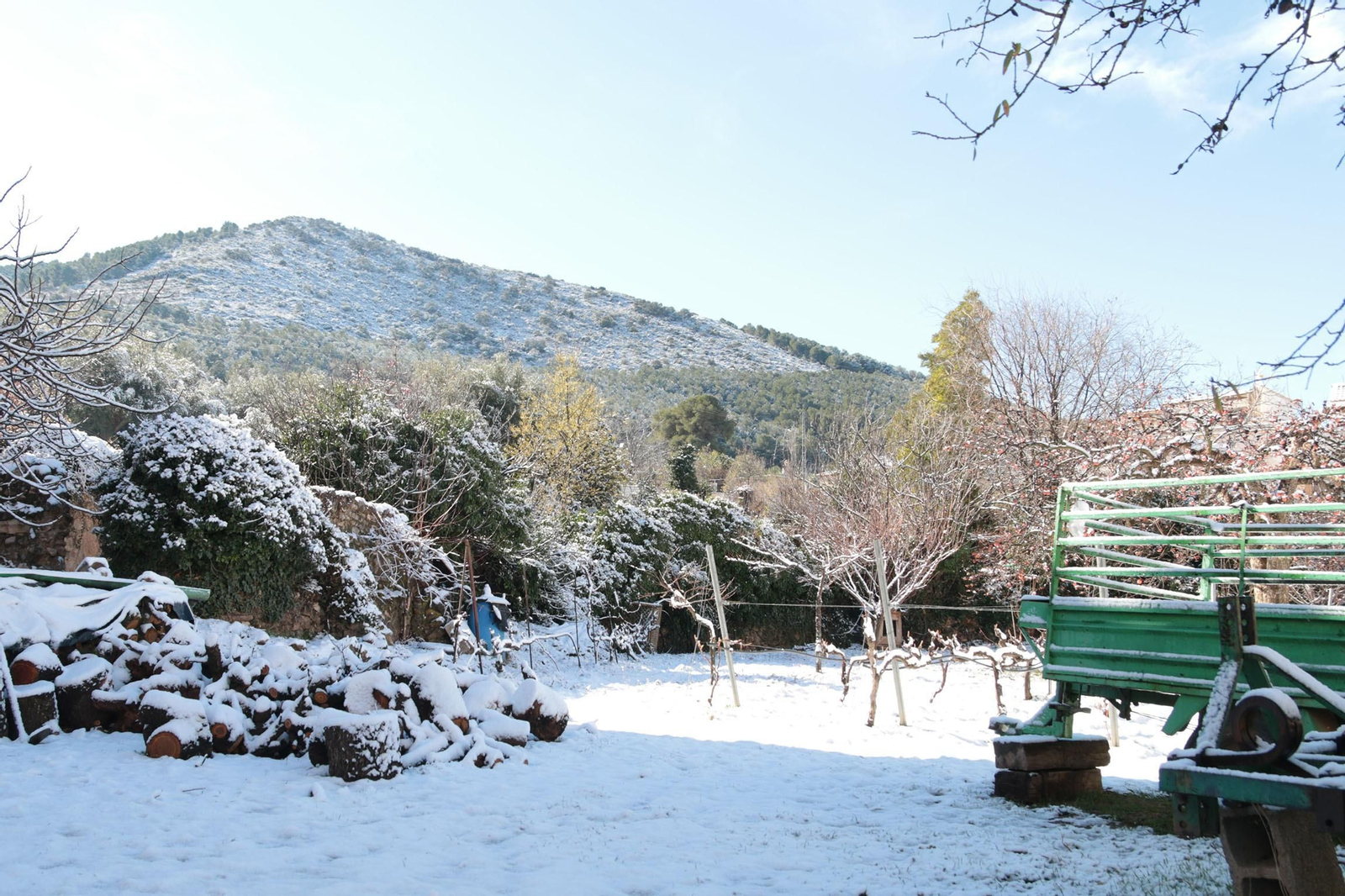 La nieve cubre de blanco la Alpujarra Almeriense