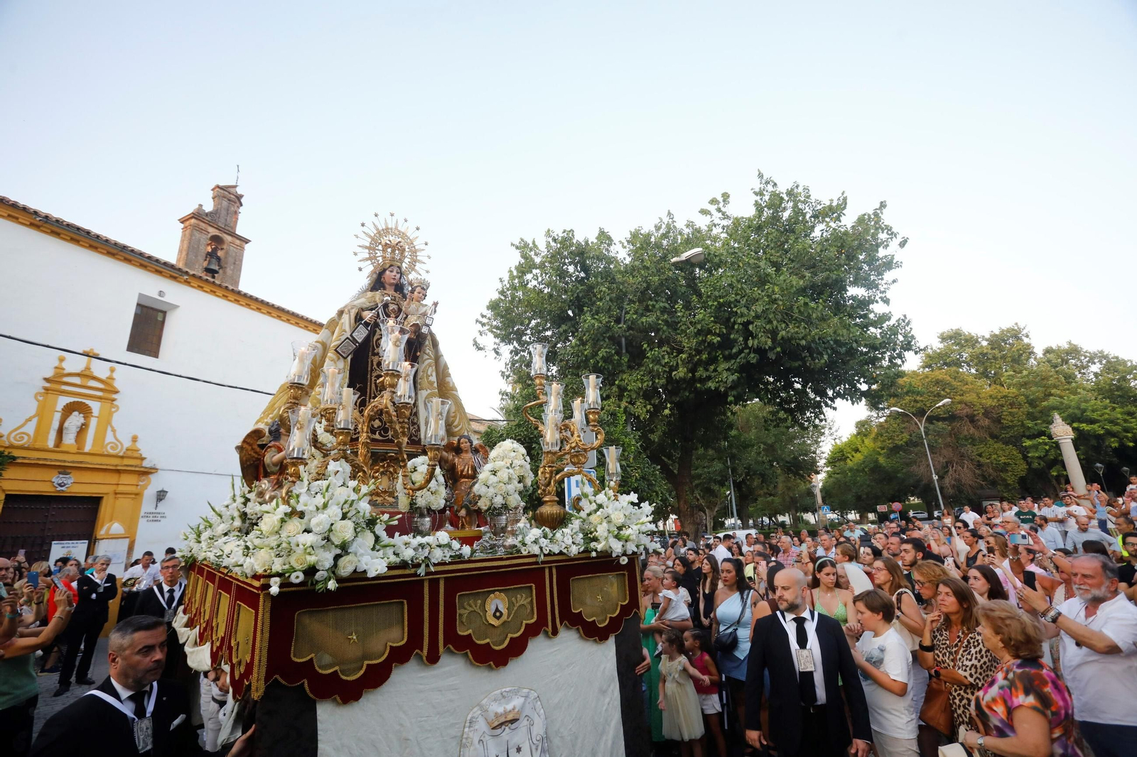 La procesión de la Virgen del Carmen de Puerta Nueva de Córdoba, en imágenes