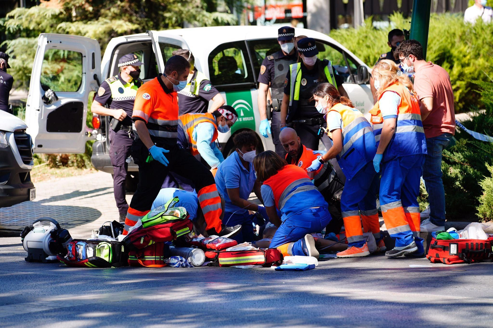 Muere un hombre atropellado por un camión junto al Palacio de Congresos de Granada