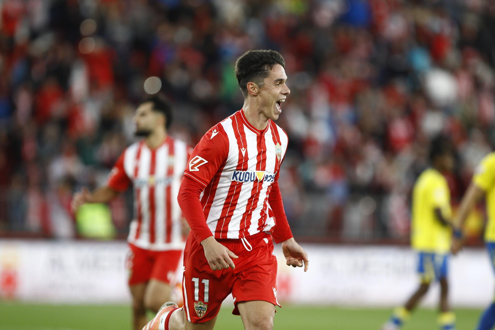 El partido U.D. Almería-Cádiz C.F. en imágenes