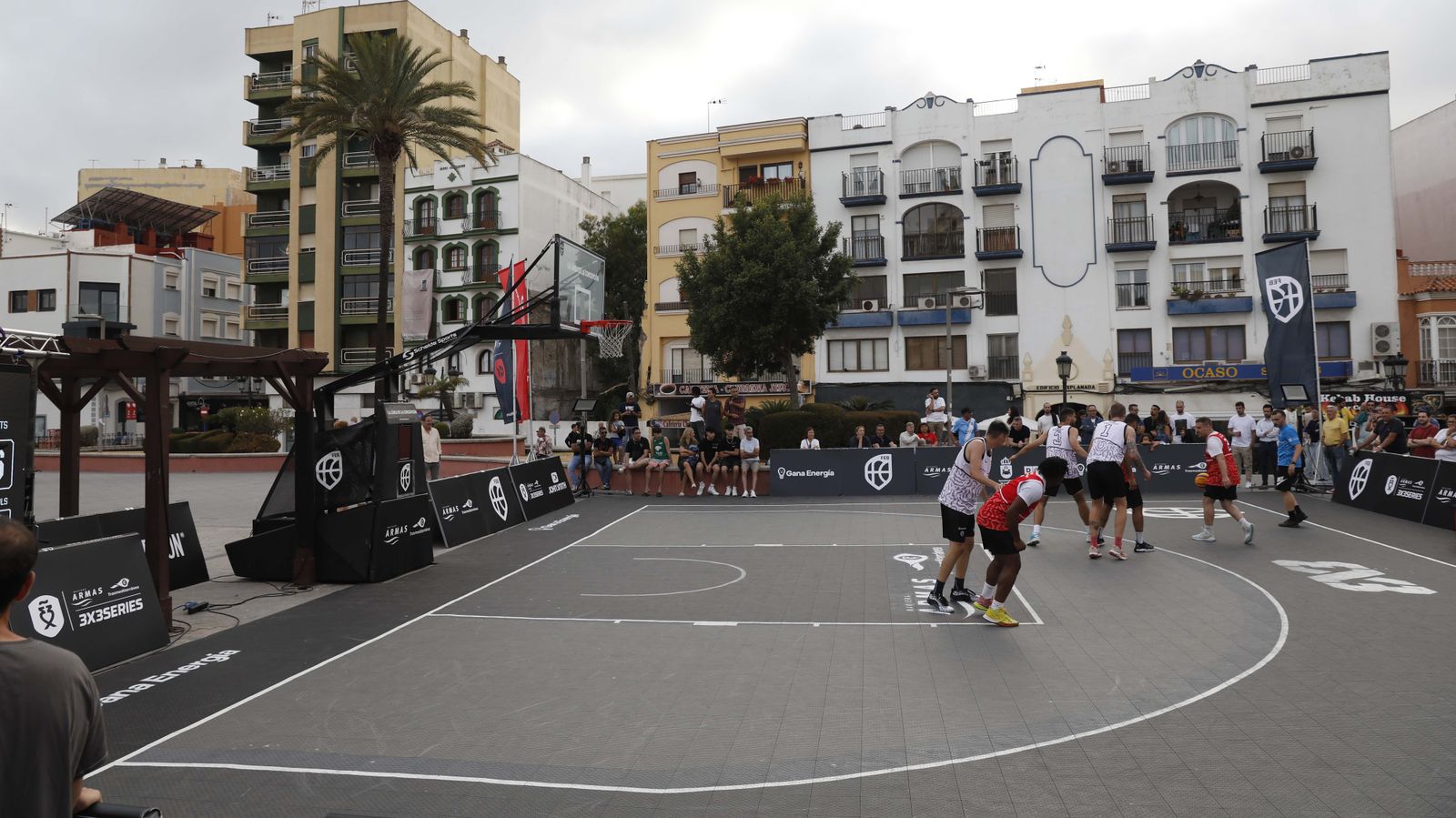 Las fotos de la primera jornada del torneo internacional de baloncesto 3x3 de La Línea