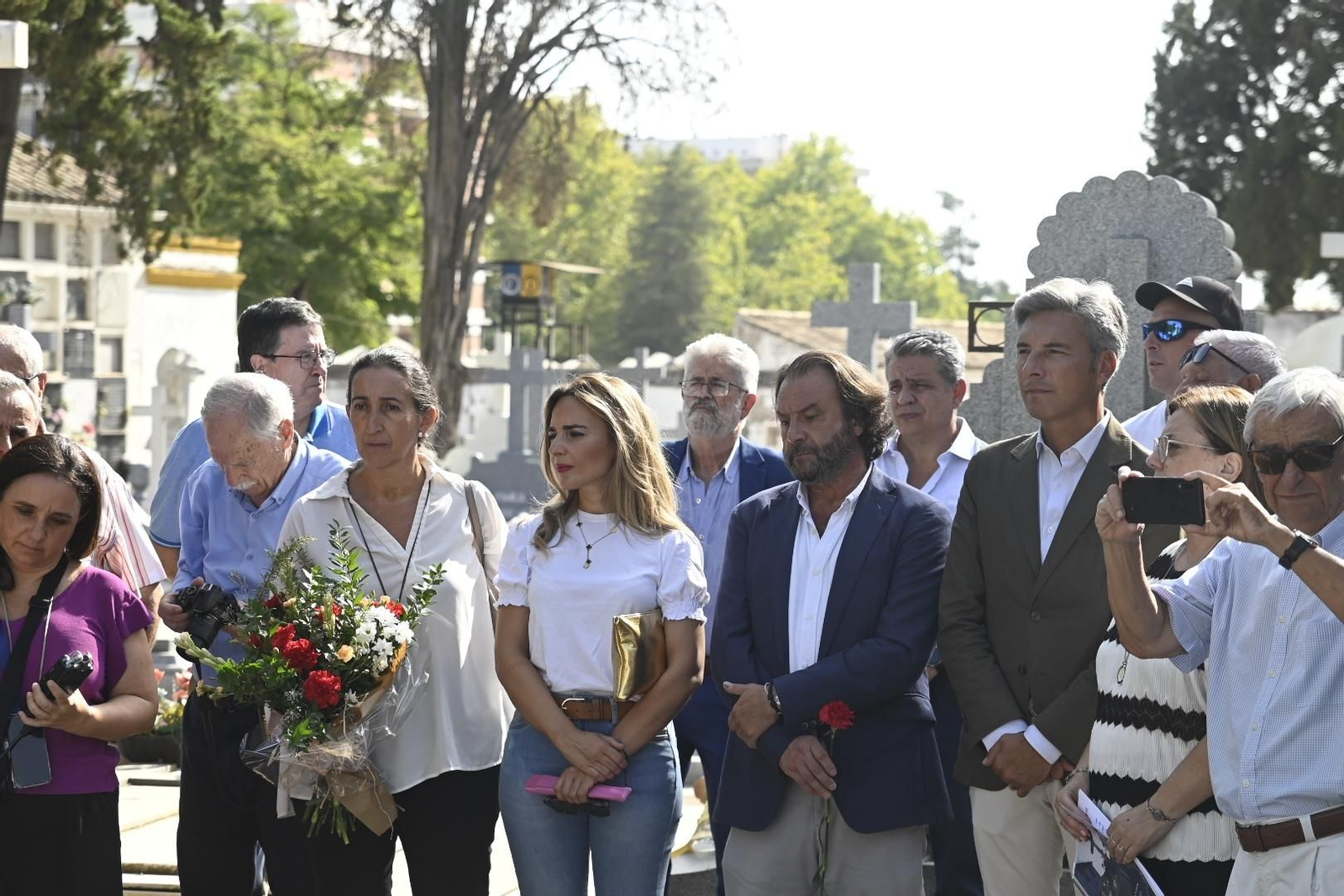 El homenaje a Manolete en su 77º aniversario de muerte, en imágenes