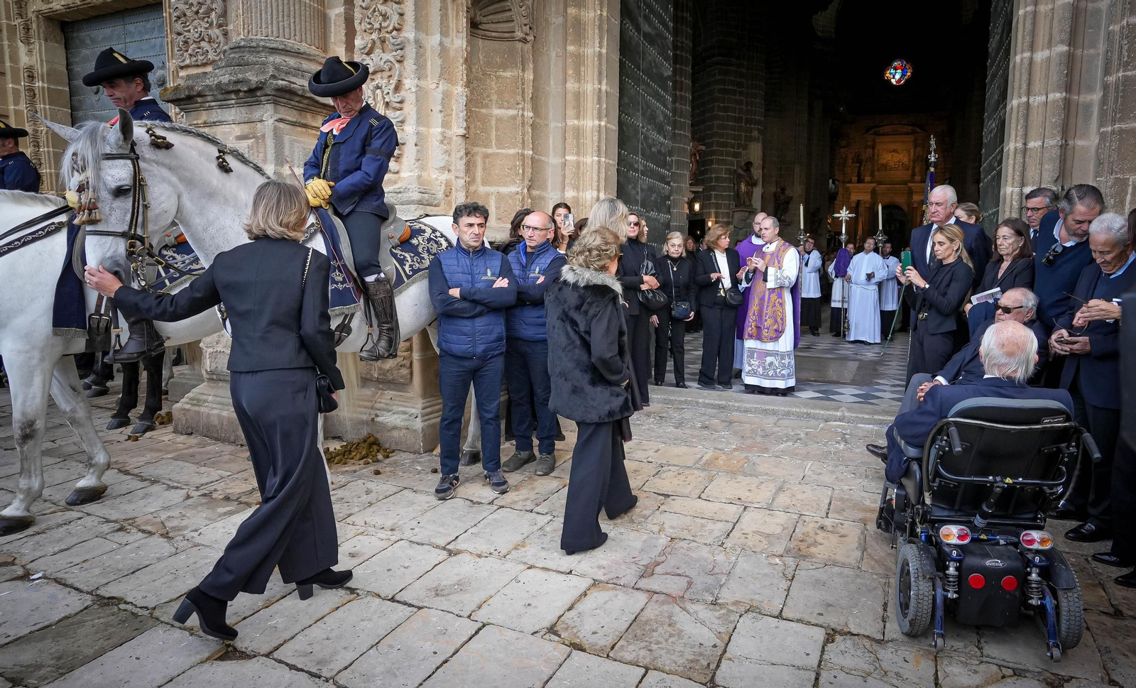 Imágenes del funeral de Álvaro Domecq en la catedral de Jerez