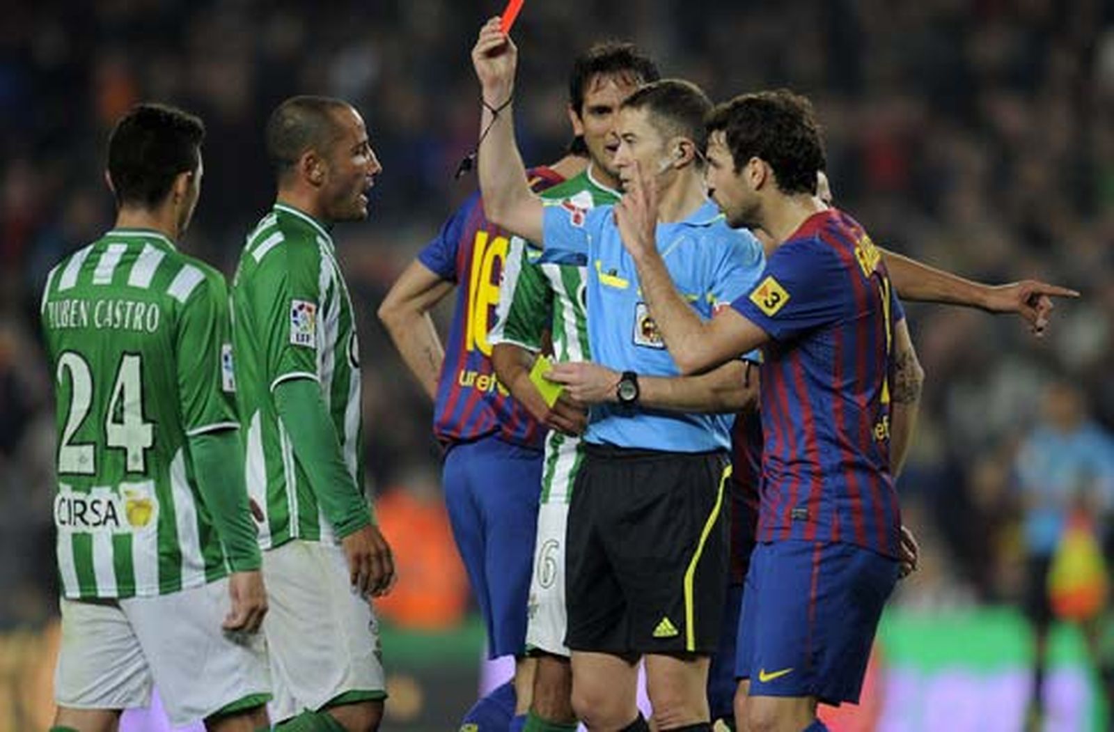 Tú a tú al Barça hasta contar 10 (4-2)
