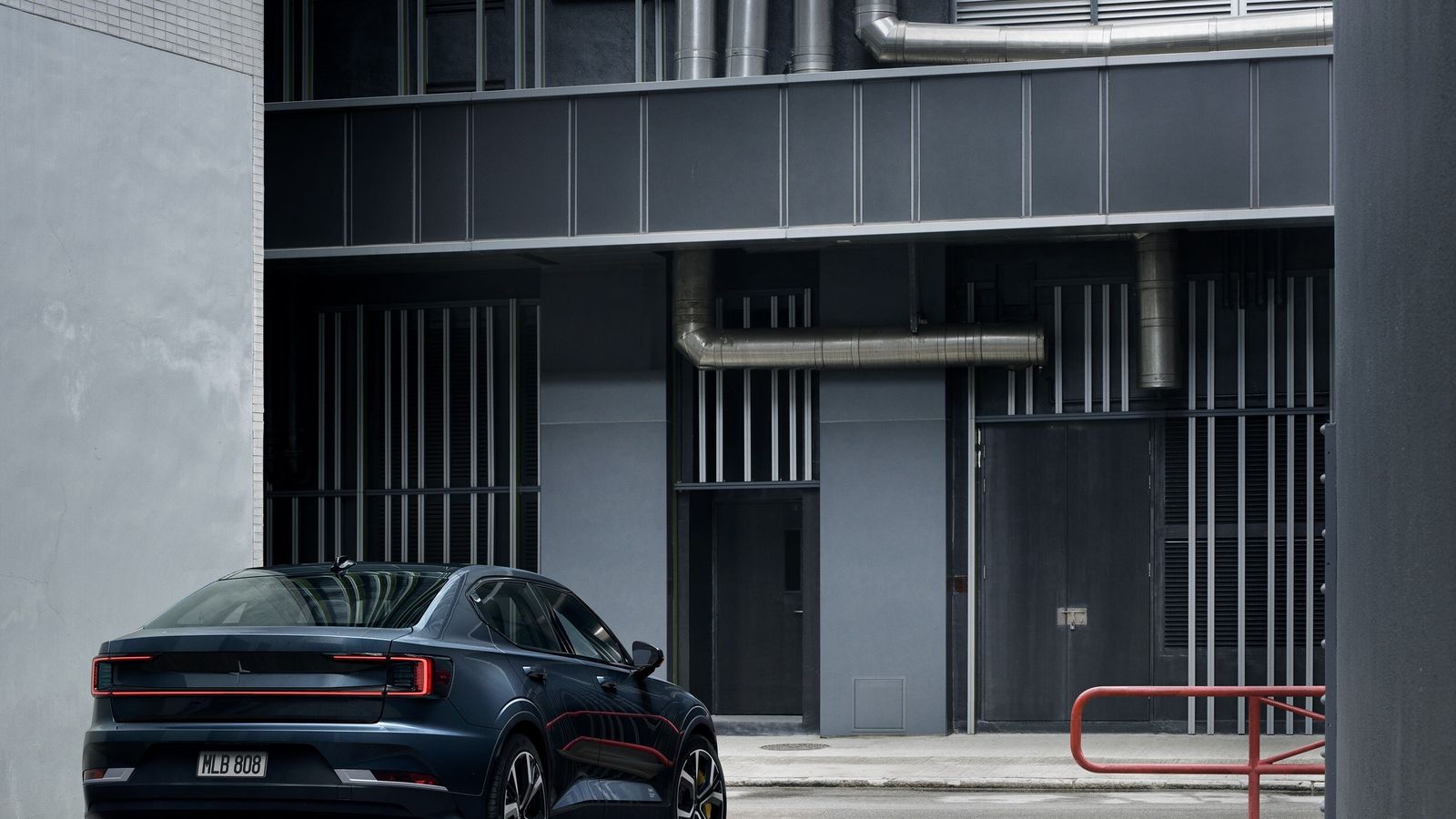 Polestar también se abre a la posibilidad de que los interesados en sus coches sean quienes eligen dónde quieren realizar la prueba de los mismos. En Sevilla y Granada estos test drive también estarán disponibles durante marzo.