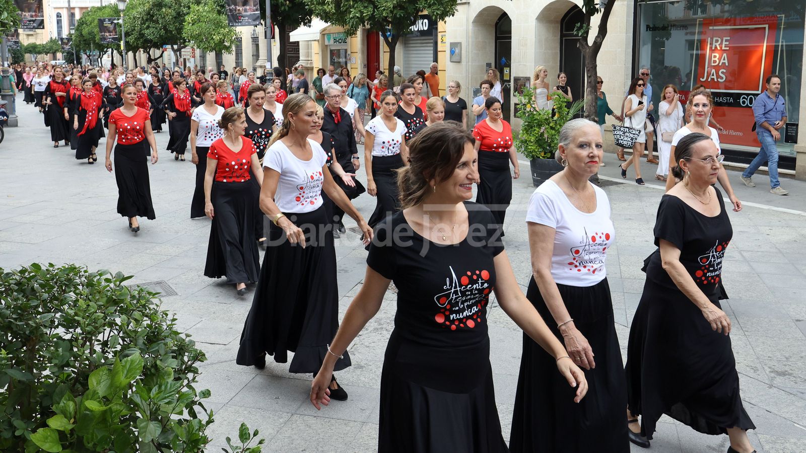 Flashmob de la academia de baile de Fani Muñoz en Jerez