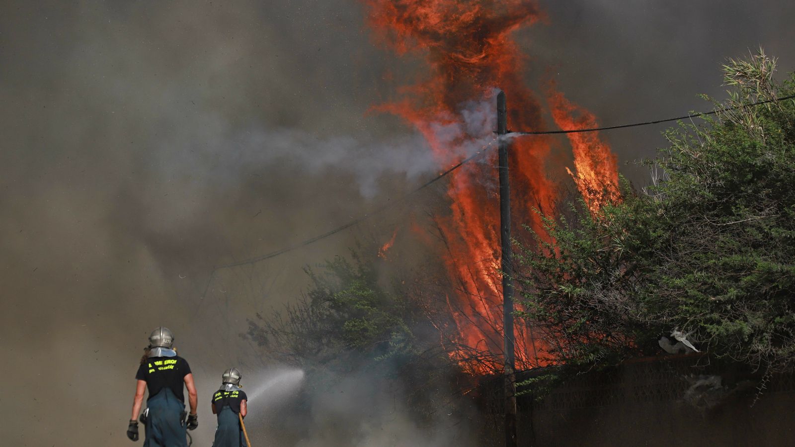 Incendio en el Camino de La Rana en La Línea