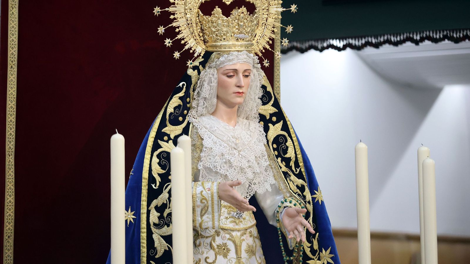Imágenes de la bendición de María Santísima de los Enfermos y Reina de Todos los Santos