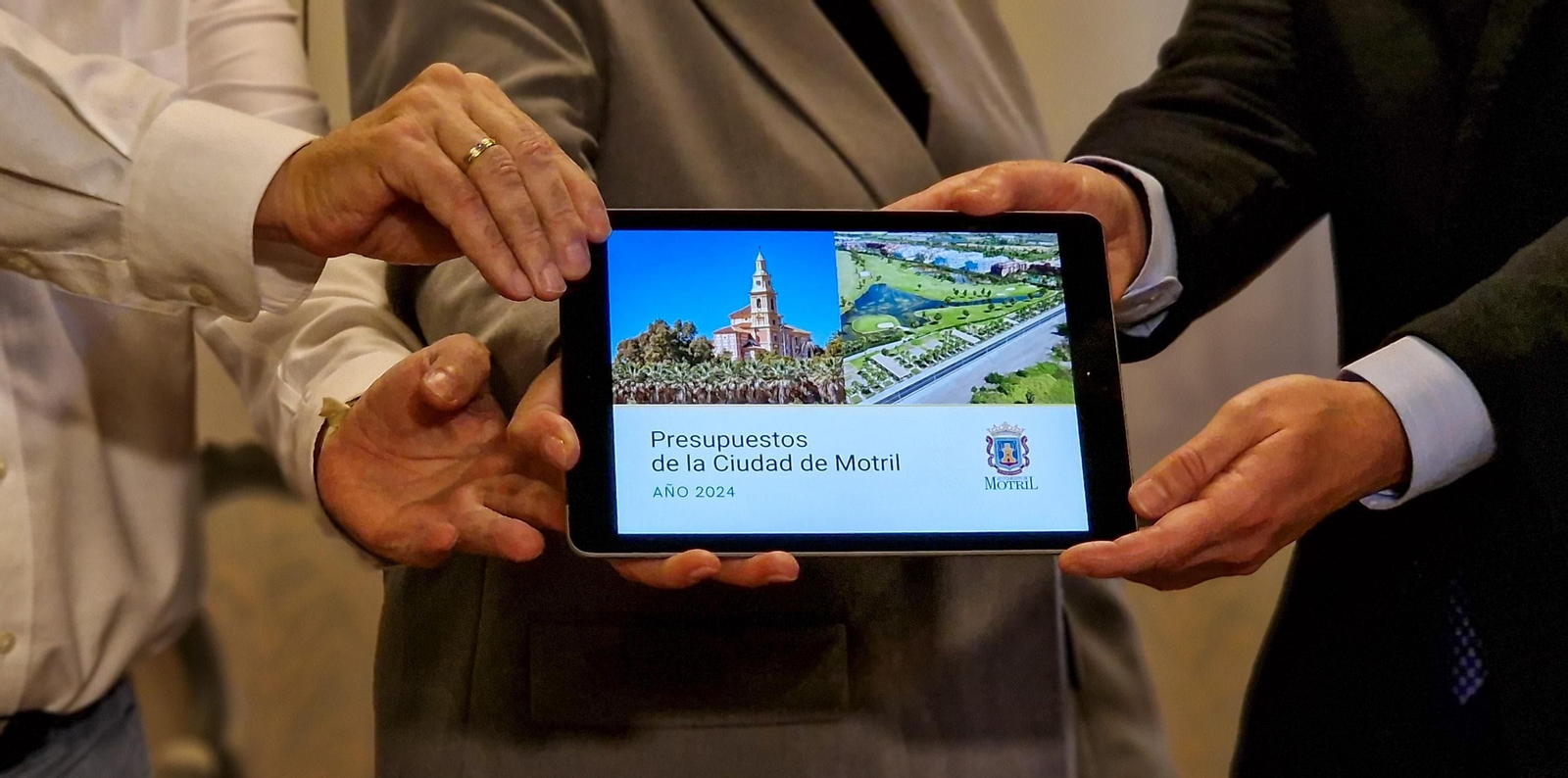 Motril elabora unos presupuestos para 2024 con una inversión histórica en la partida de  limpieza municipal