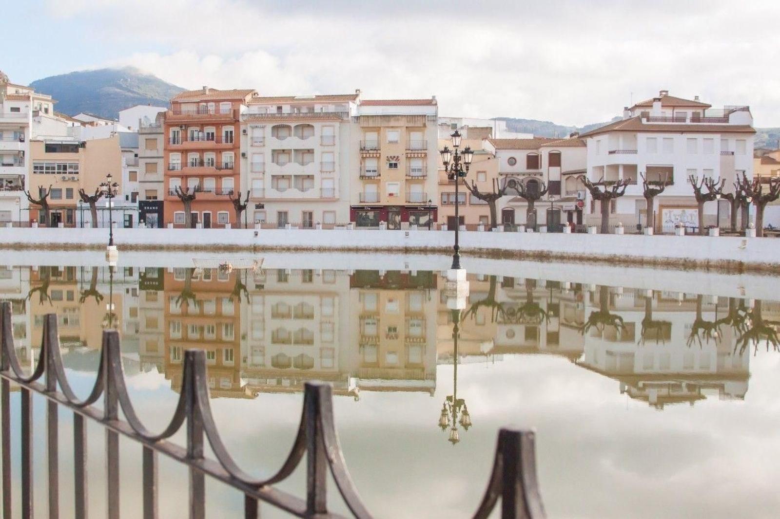 Conoce la historia de la Charca de Pegalajar y Fuente de la Reja: un legado patrimonial escrito con agua