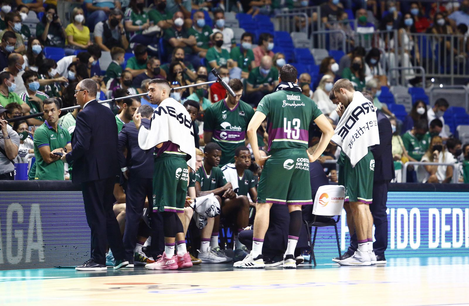 Un tiempo muerto del Unicaja en el Carpena.
