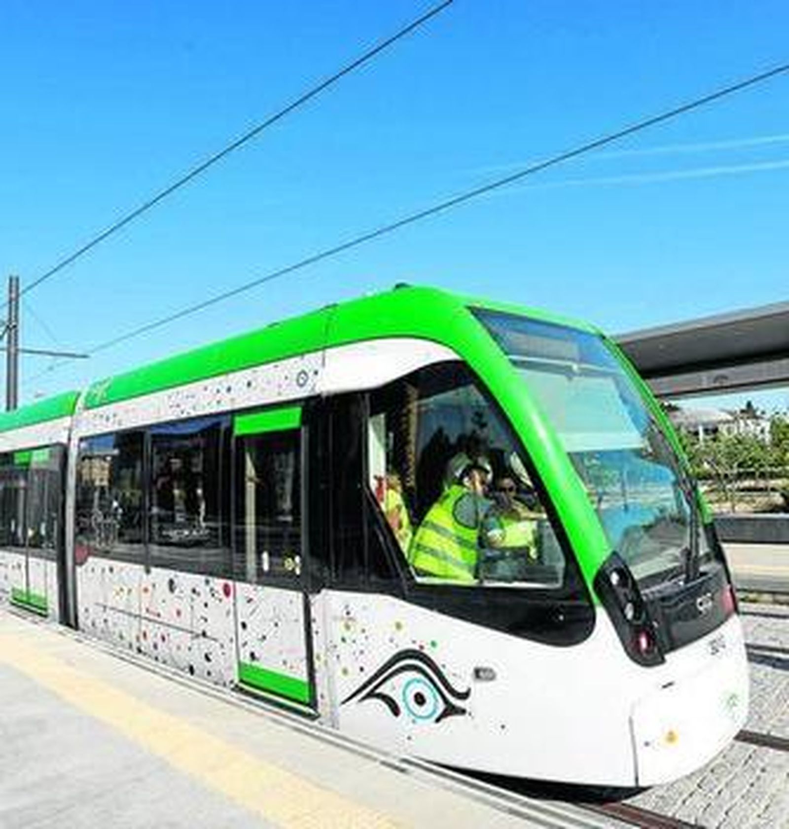 Vista exterior de uno del Metro de Málaga.