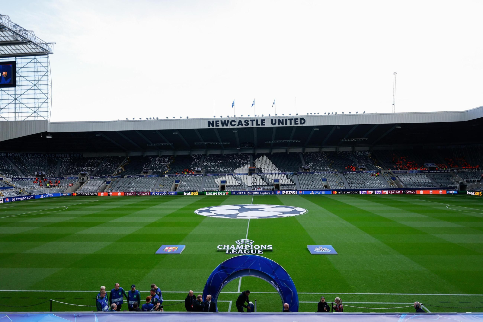 Las fotos del Newcastle-Barcelona