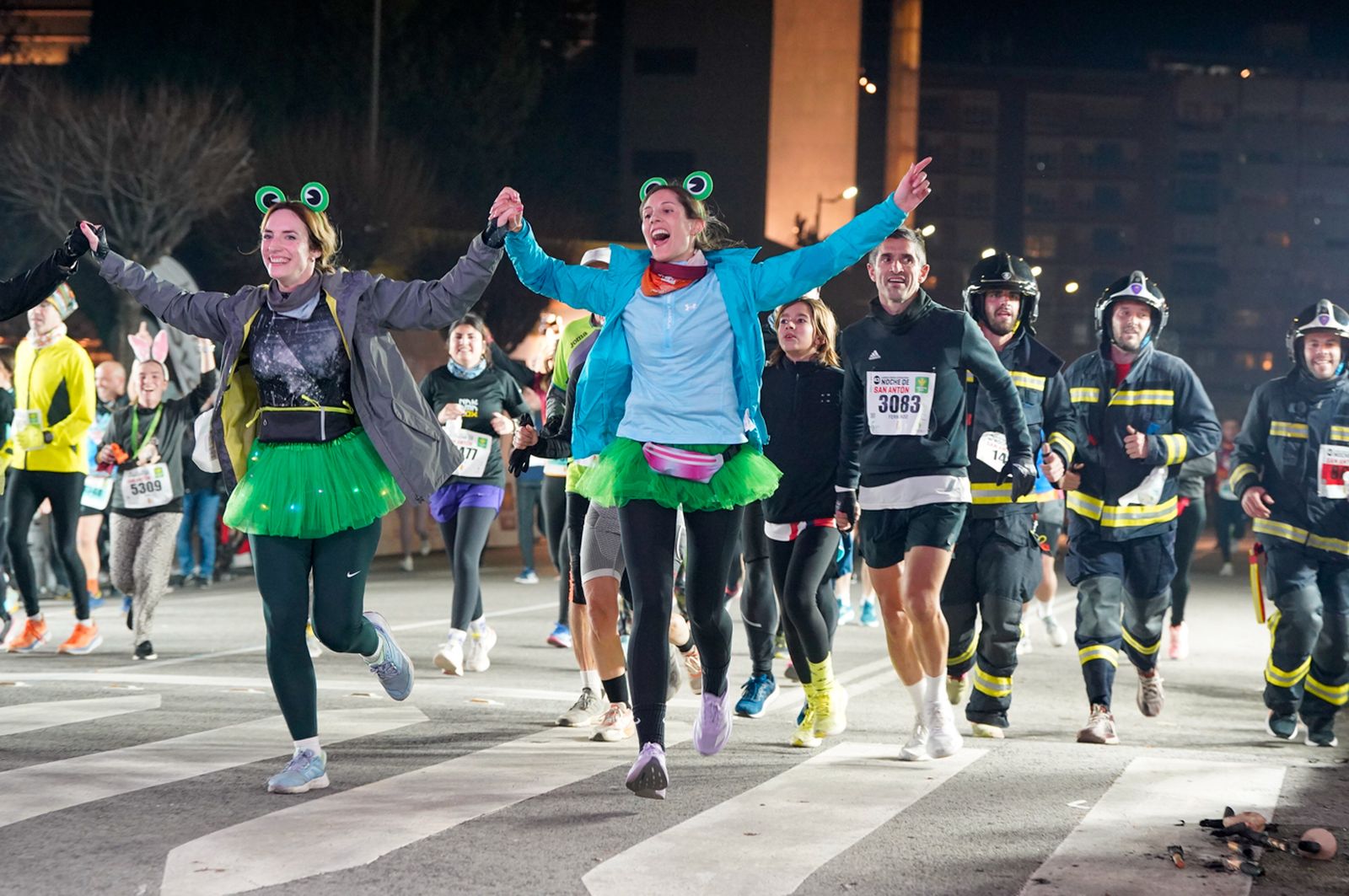 En imágenes: búscate en tu llegada a meta de la Carrera de San Antón 2026 (21)