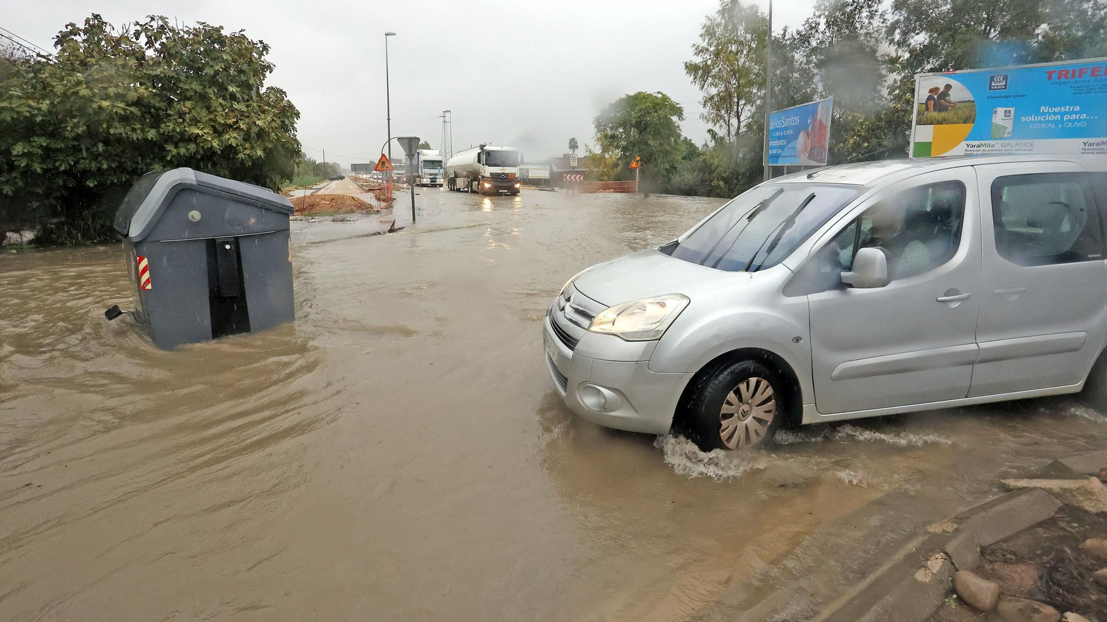 Imágenes del paso de la Dana, inundaciones, destrozos y caos por todo Jerez