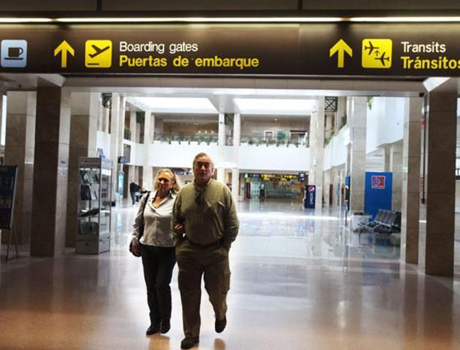 La ampliación de la terminal dota al aeródromo jerezano de capacidad operativa para atender a 2.800.000 pasajeros anuales, el doble de la que tenía hasta ahora

Foto: Vanesa Lobo