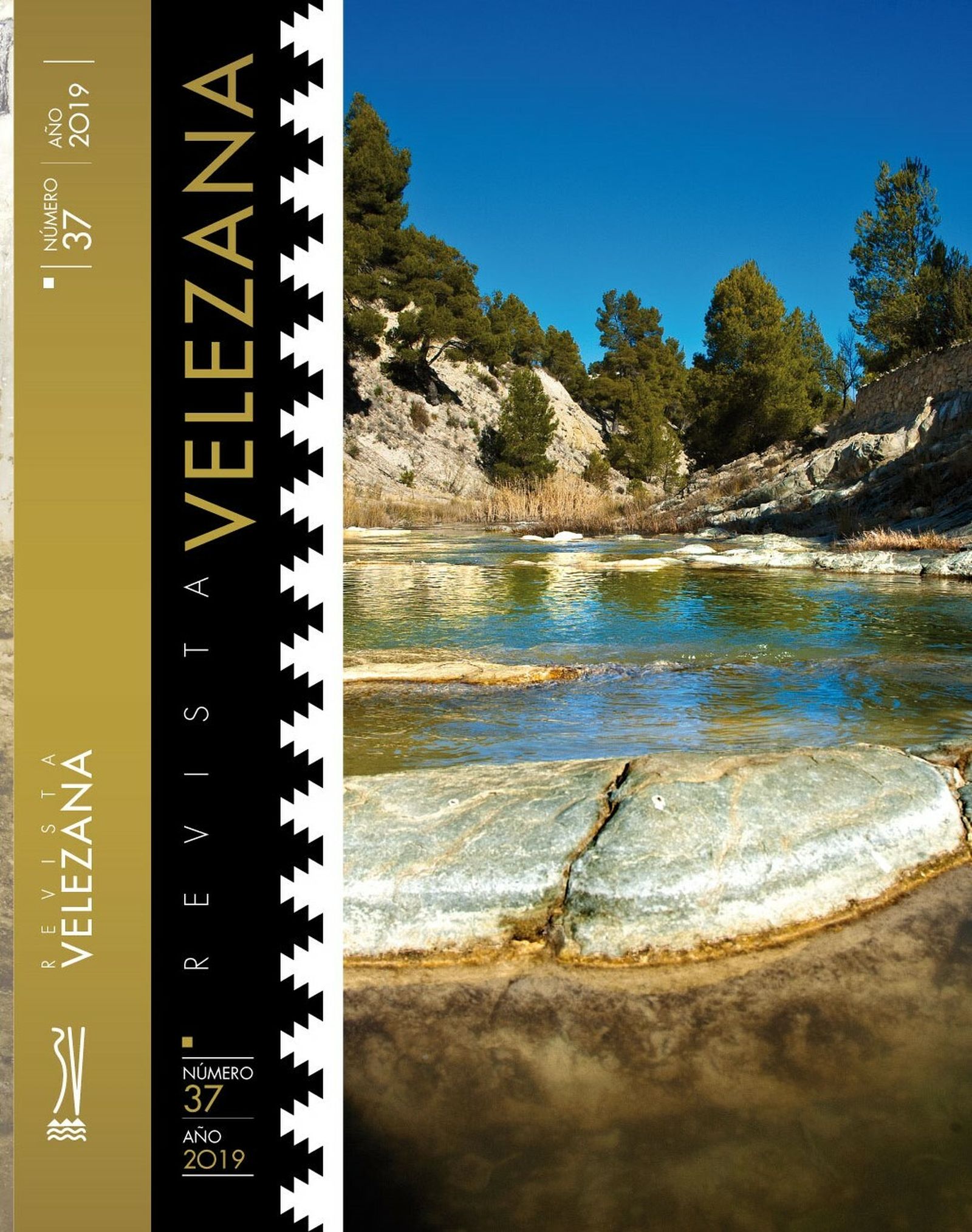 Portada del número 37 de la Revista Velezana.