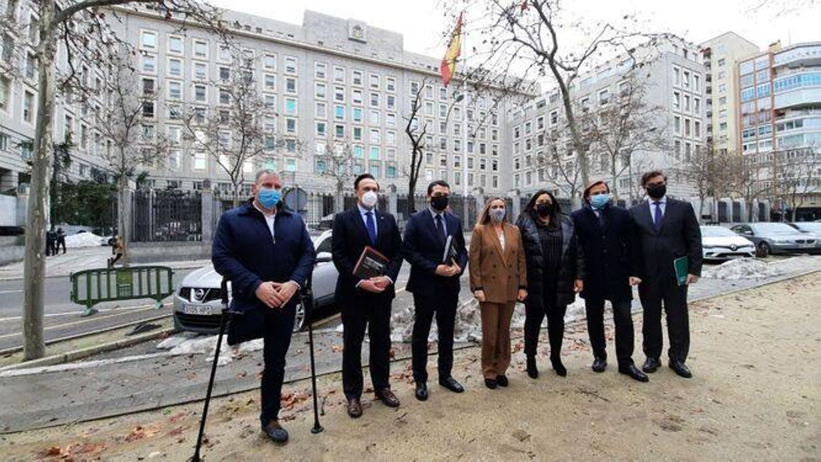 Delegación Cordobesa para presentar el Proyecto de la Base Logística en Madrid.