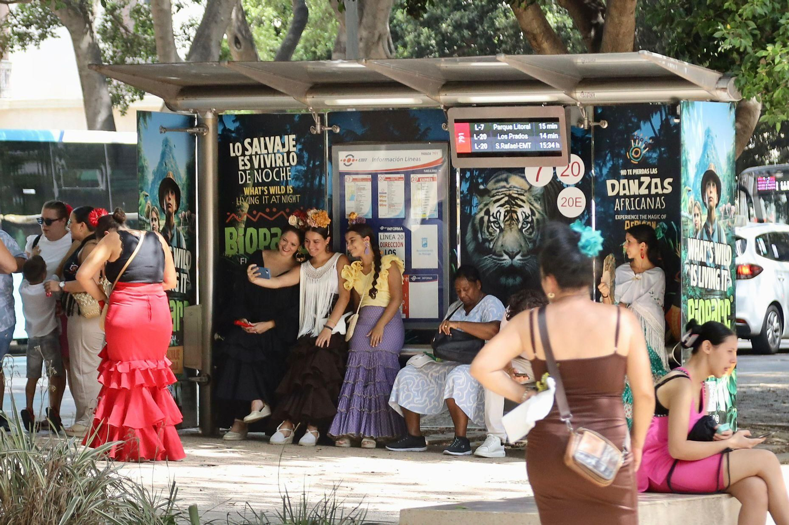 El primer día de Feria de Málaga en el Centro, en imágenes