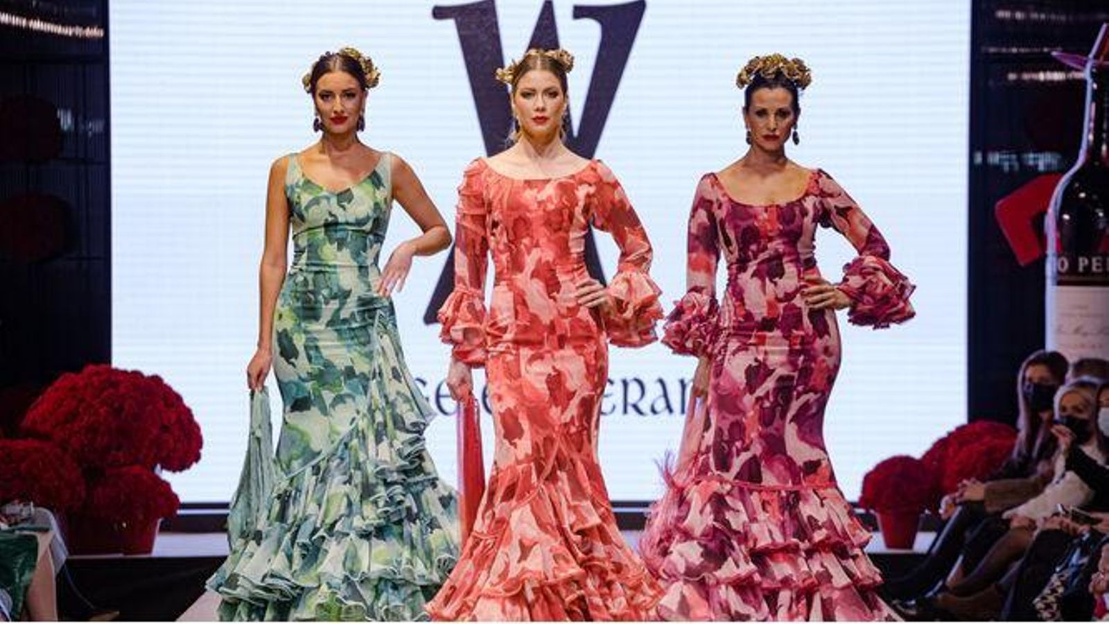 Diseños de Ángeles Verano vistos en la Pasarela Flamenca Jerez Tío Pepe 2022.