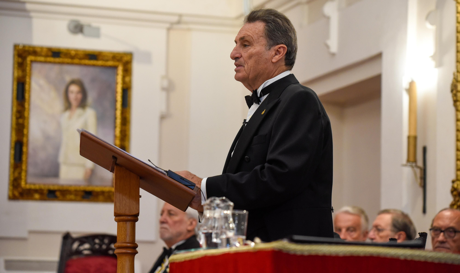 Ingreso en La Real Academia de Medicina y Cirugía de Sevilla de Pedro González-Trevijano