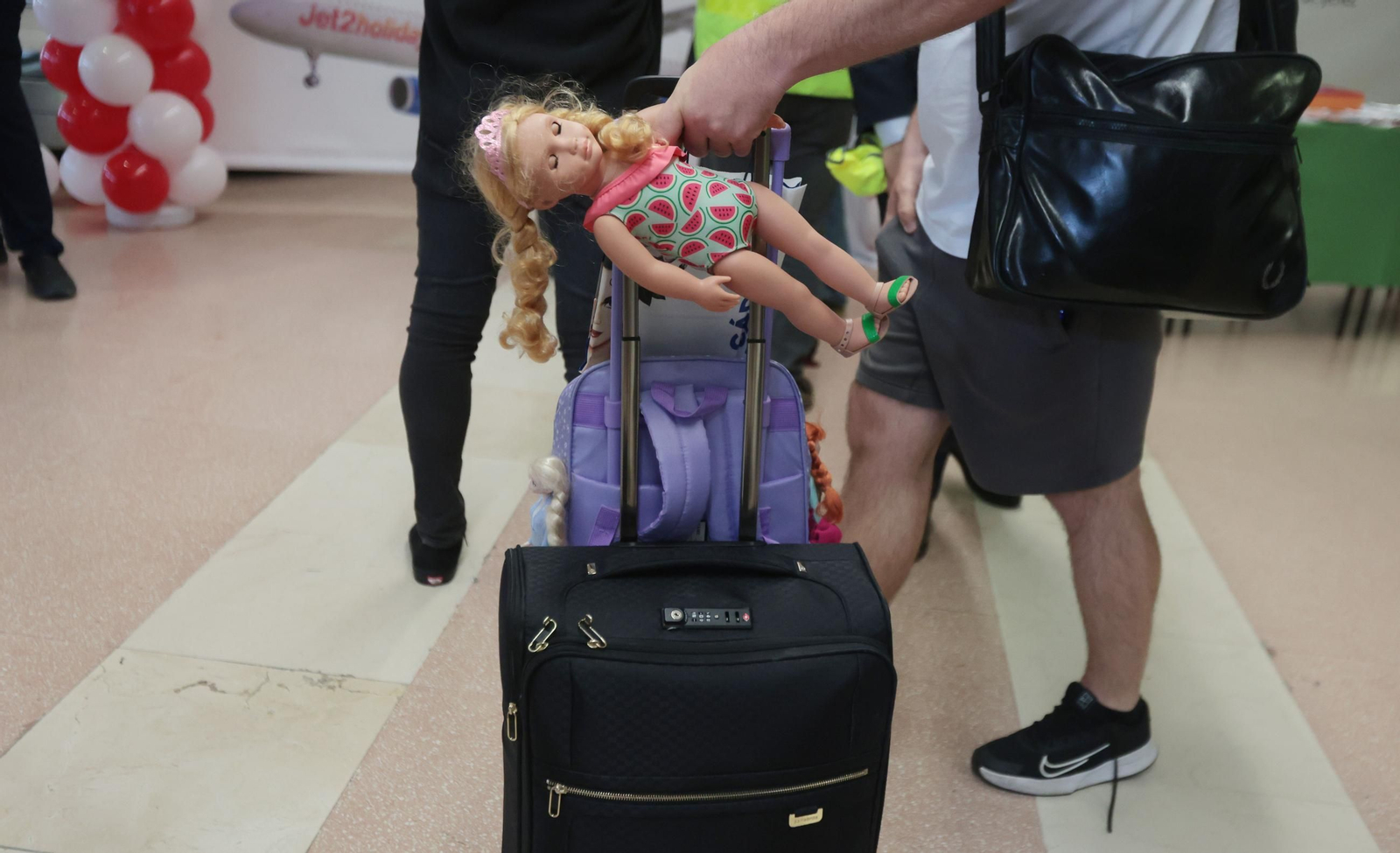 La llegada del primer vuelo de Jet2 al aeropuerto de Jerez en imágenes