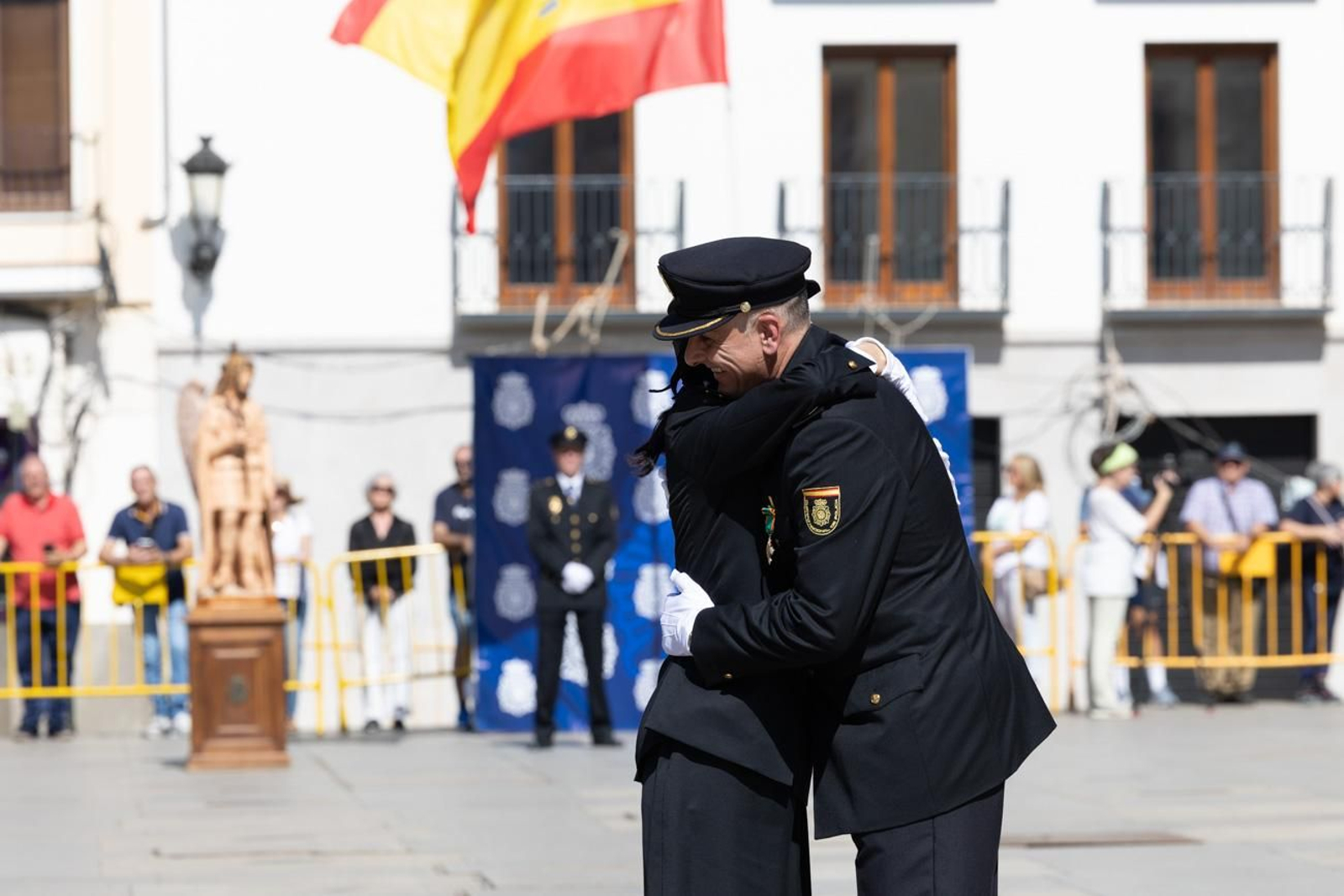 Acto por el día de la Policía Nacional, con motivo de la festividad los Santos Ángeles Custodios