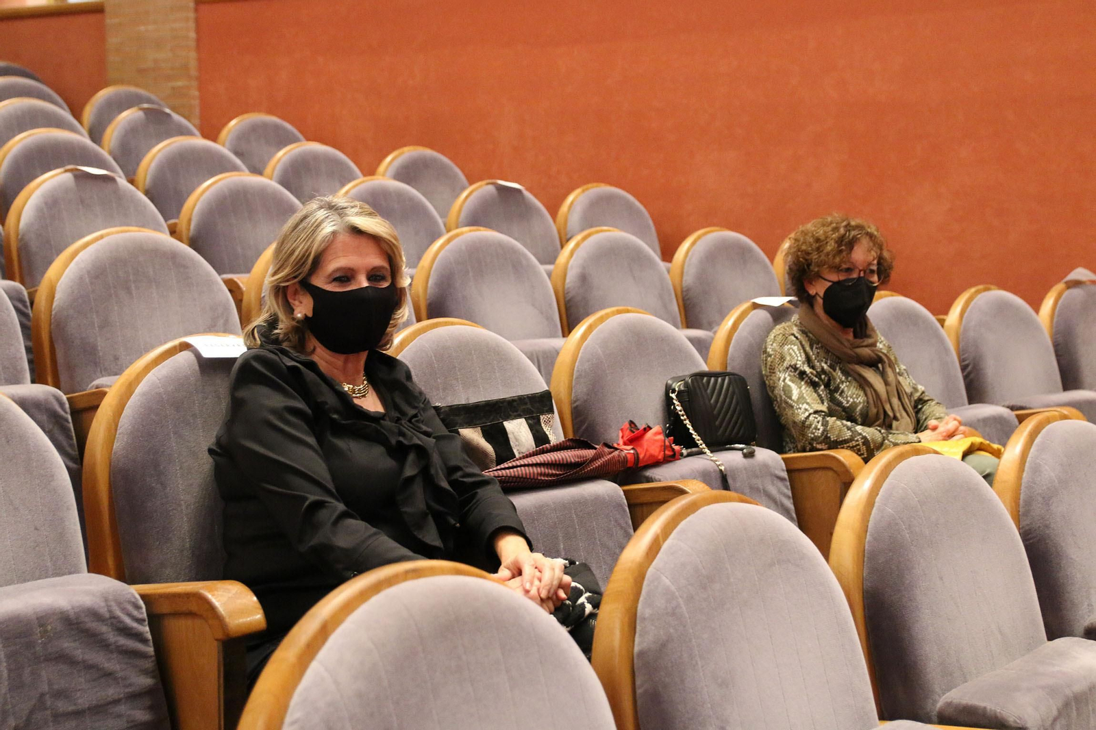 Fotogalería Diario de los Libros, con Marta Robles y su obra 'Pasiones carnales'