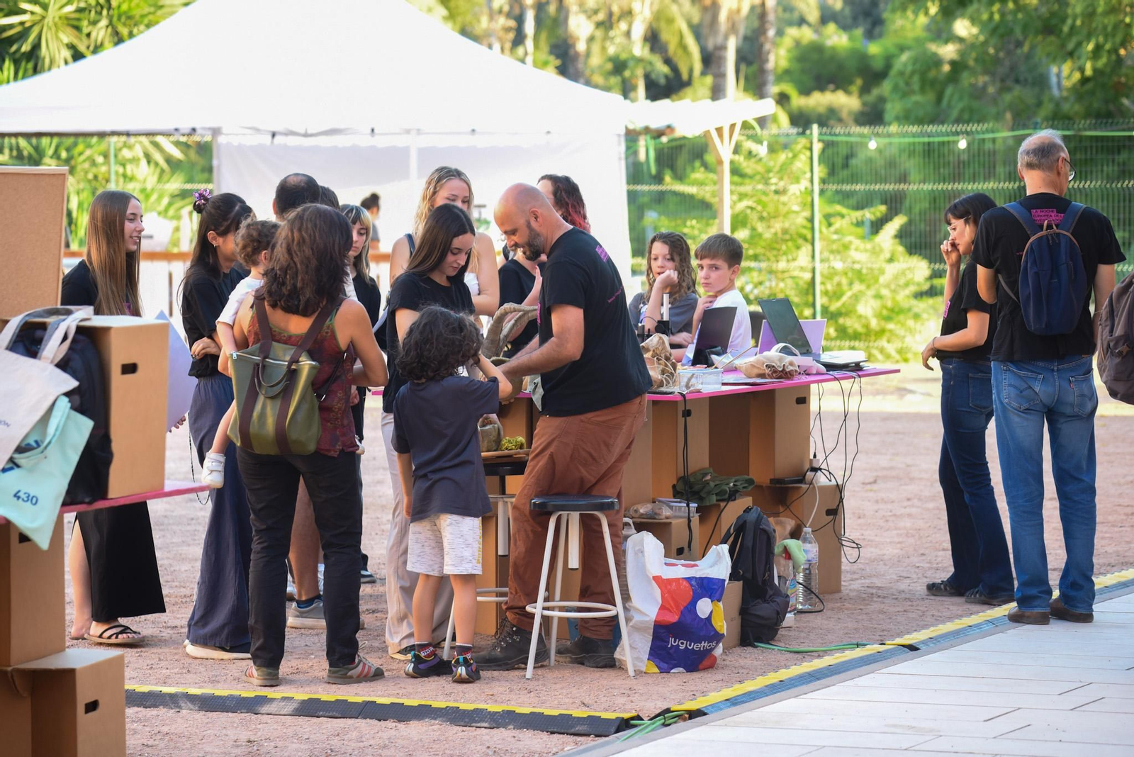 Las mejores fotos de la Feria de los Ingenios, el cierre de la Noche de los Investigadores en Córdoba