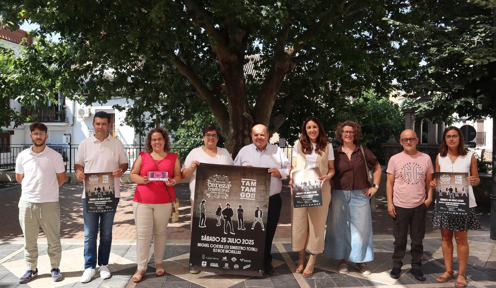 Presentación del Freshtival con Ayuntamiento y empresarios.