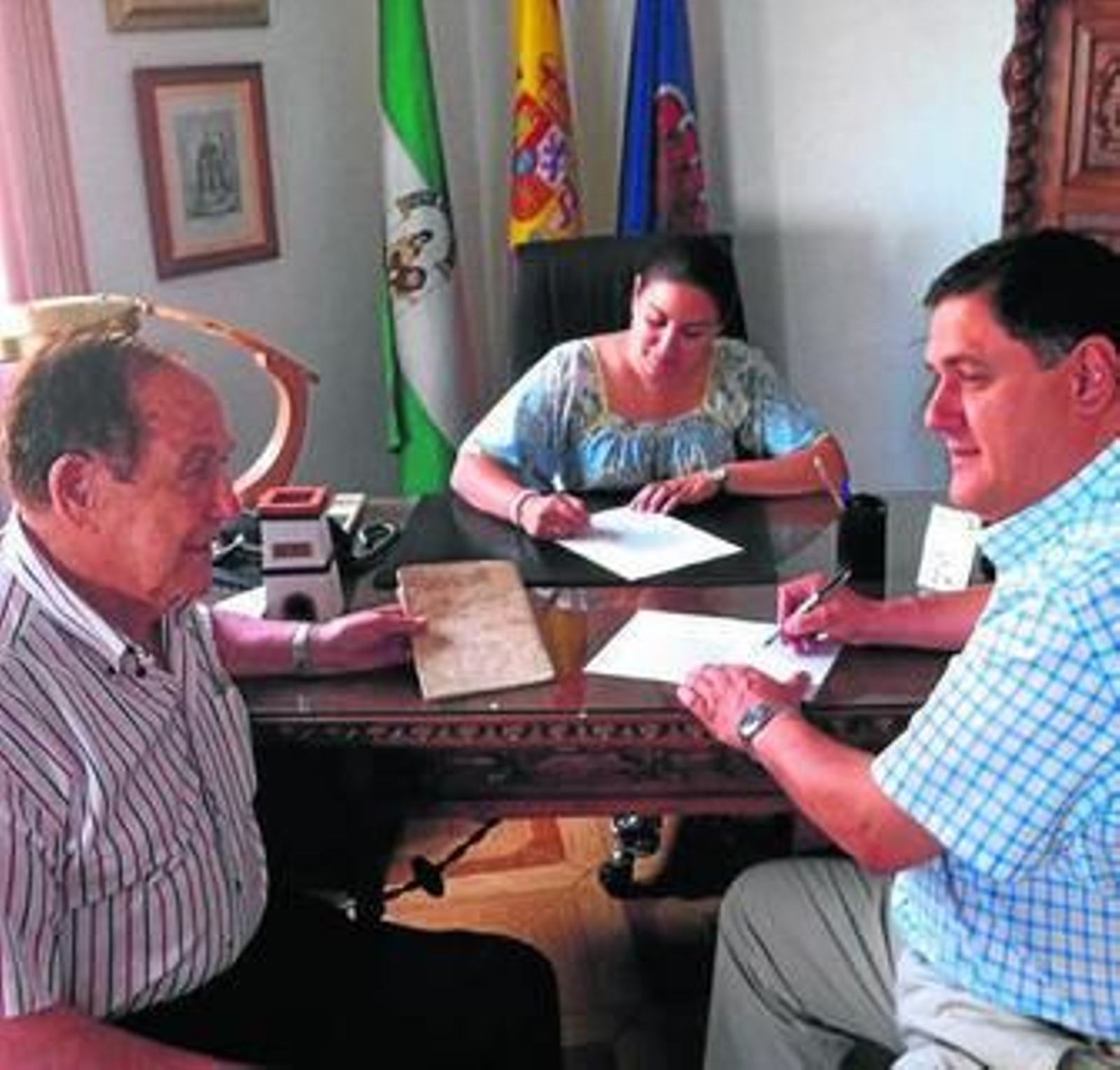 Firma de la diligencia con el alcalde y Esteban Hanza.