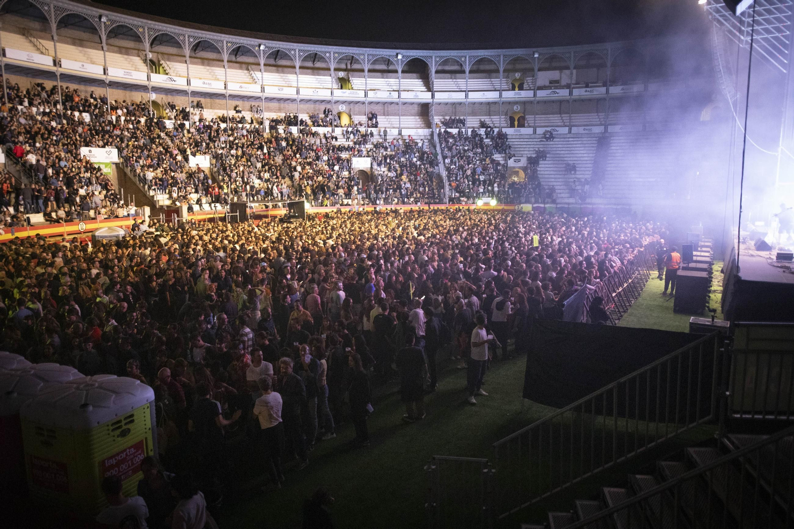 Los Planetas conquistan su tierra en el concierto aniversario del disco Super8