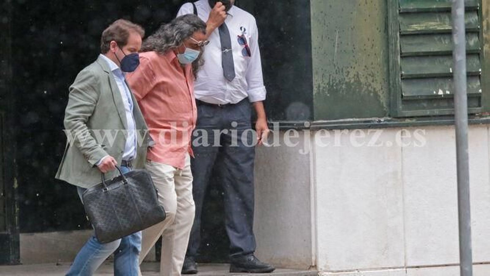 Diego El Cigala saliendo de los Juzgados de Violencia de Género de Jerez.