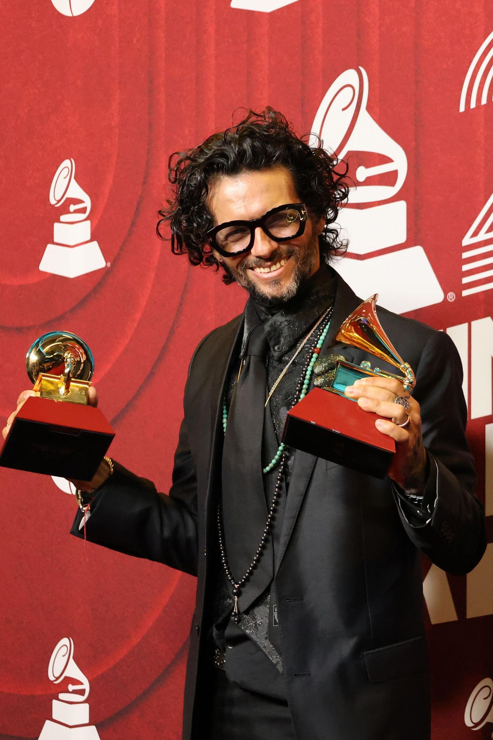 Todos los famosos, tendencias y curiosidades en la alfombra roja de la 25 edición de los Grammy Latinos