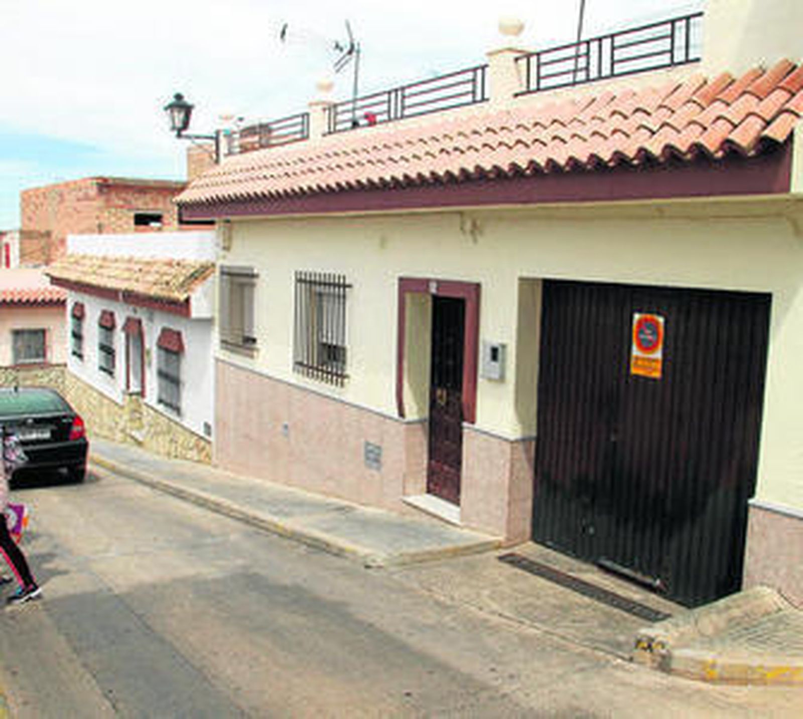 Los perros se encontraban en la azotea de una vivienda de la calle Trébol.