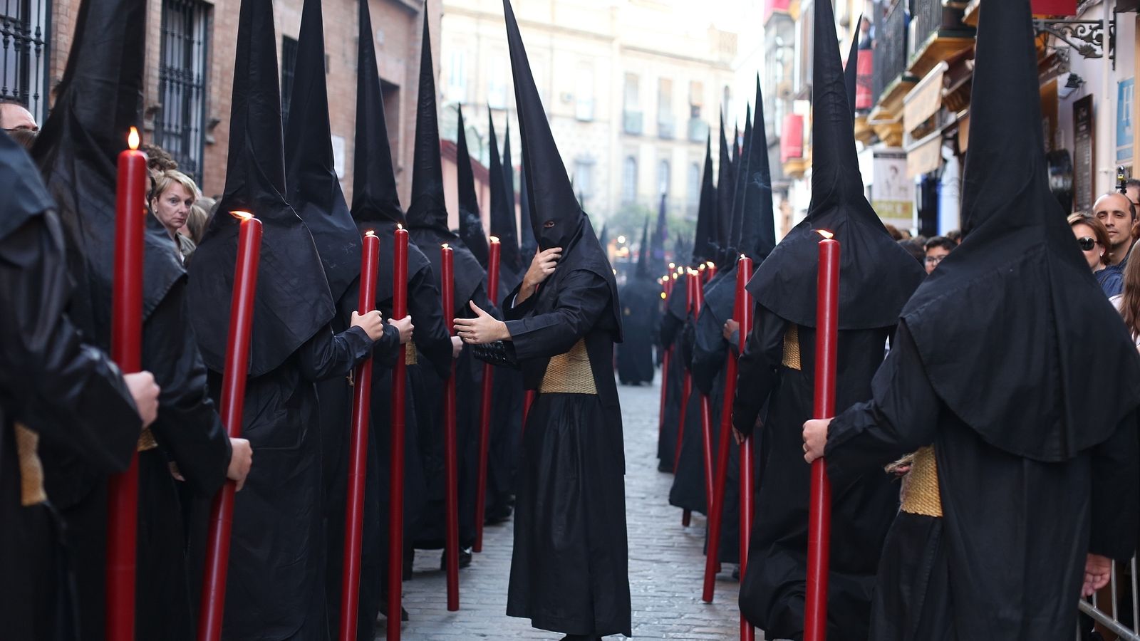 Nazarenos de Santa Cruz