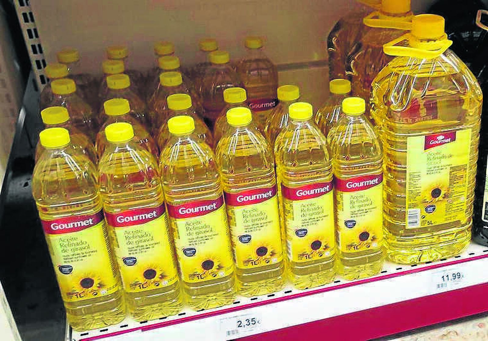 Aceite de girasol en un supermercado.