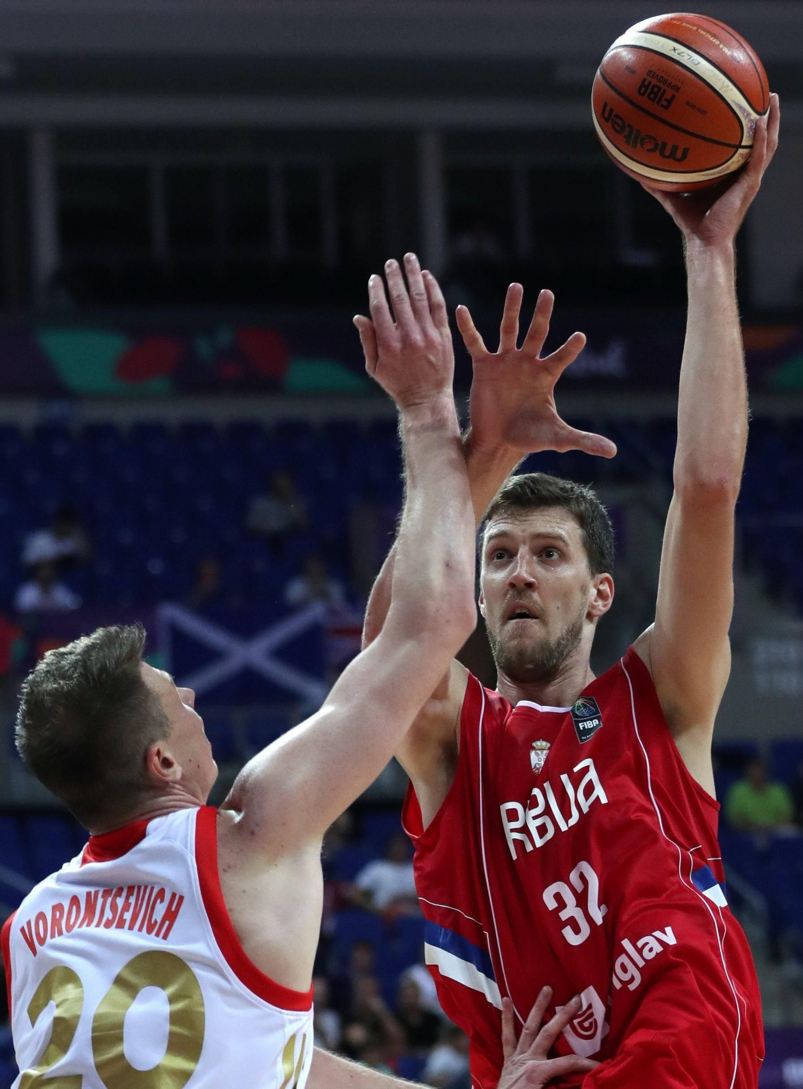 La carrera de Ognjen Kuzmic, en fotos