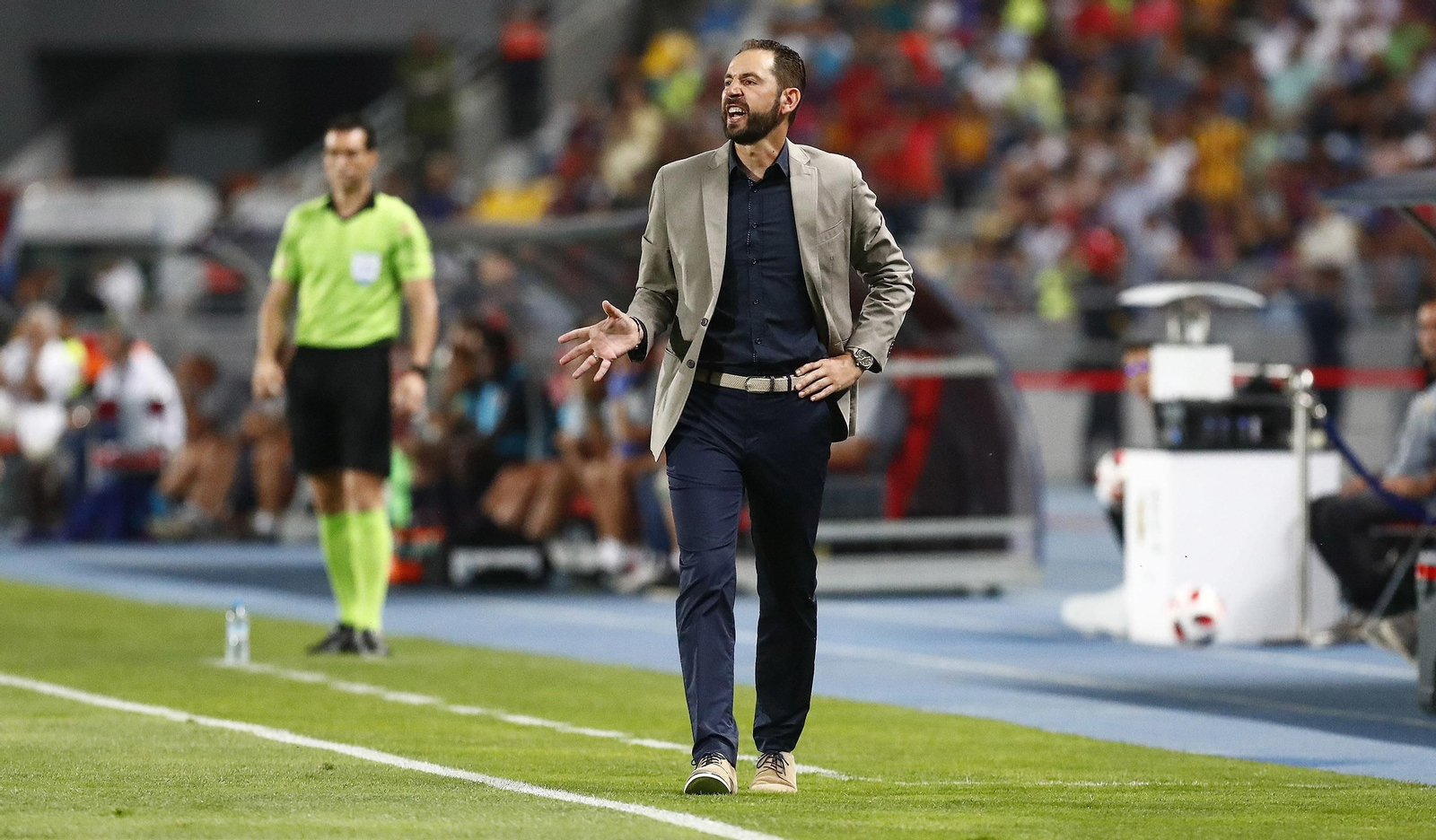 Las imágenes del Sevilla-Barcelona de la Supercopa