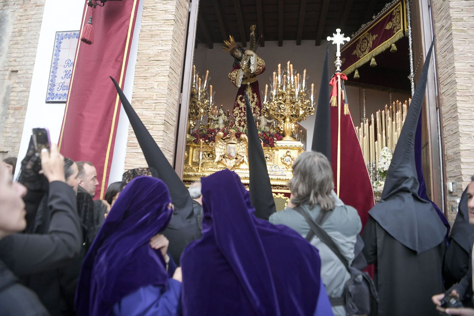 Así vivió la Hermandad del Santo Vía Crucis la suspensión de su Estación de Penitencia 2025