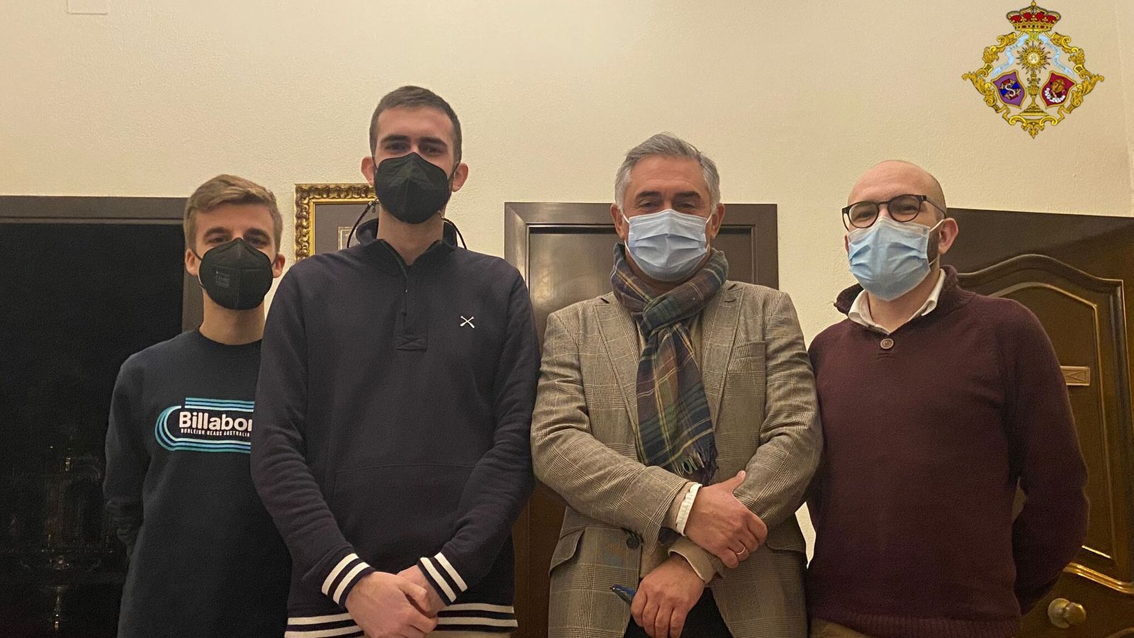 Miembros del jurado encargado de elegir la fotografía que ilustrará el cartel anunciador de la salida procesional de Medinaceli en la Semana Santa de 2022.