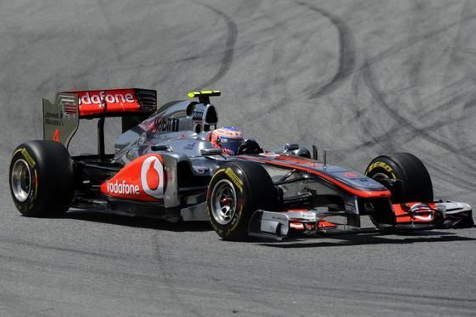 Vettel vuelve a ganar en Montmeló. Alonso acaba quinto.

Foto: AFP
