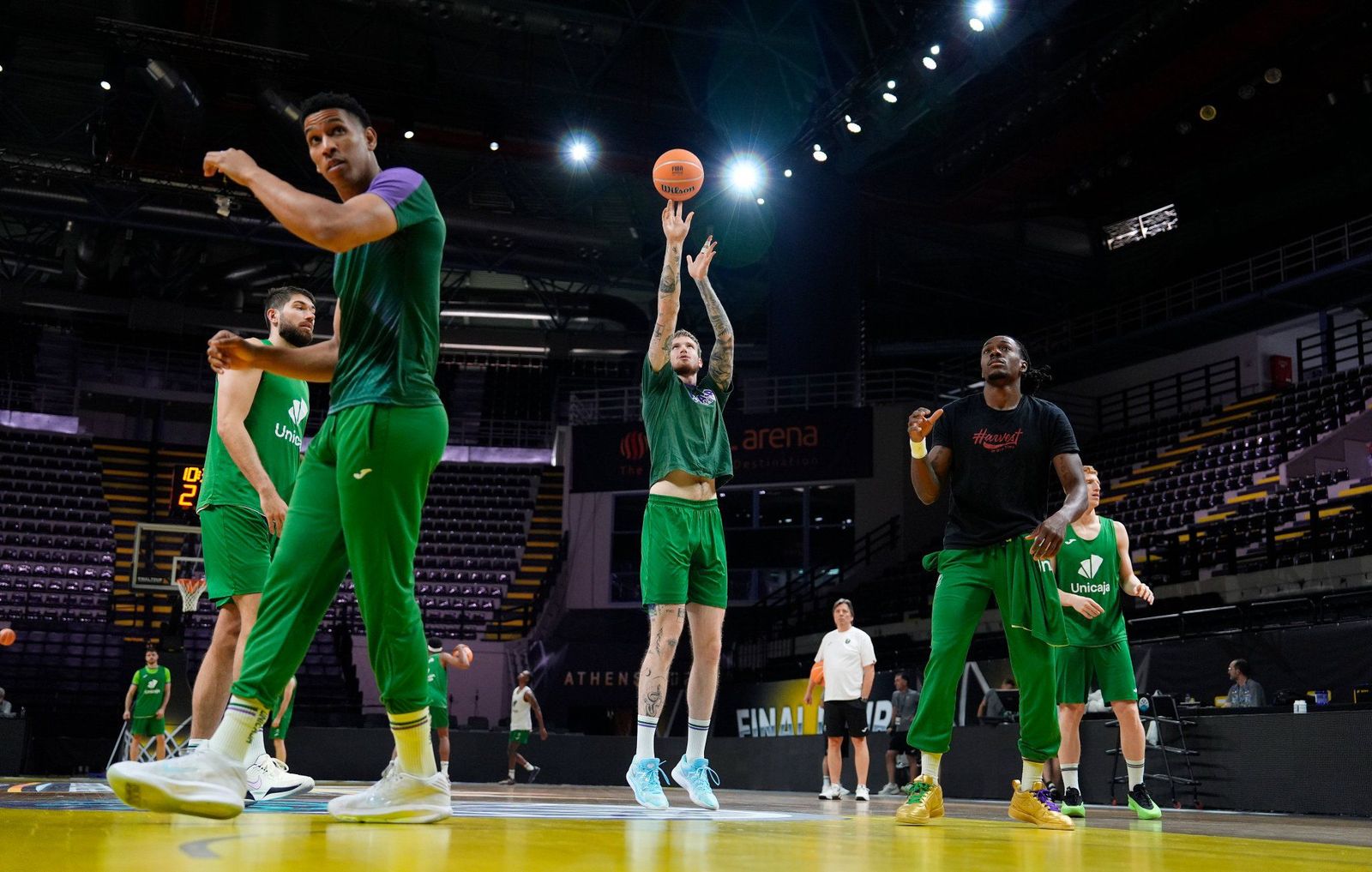 El Unicaja al fin conoce el Sunel Arena