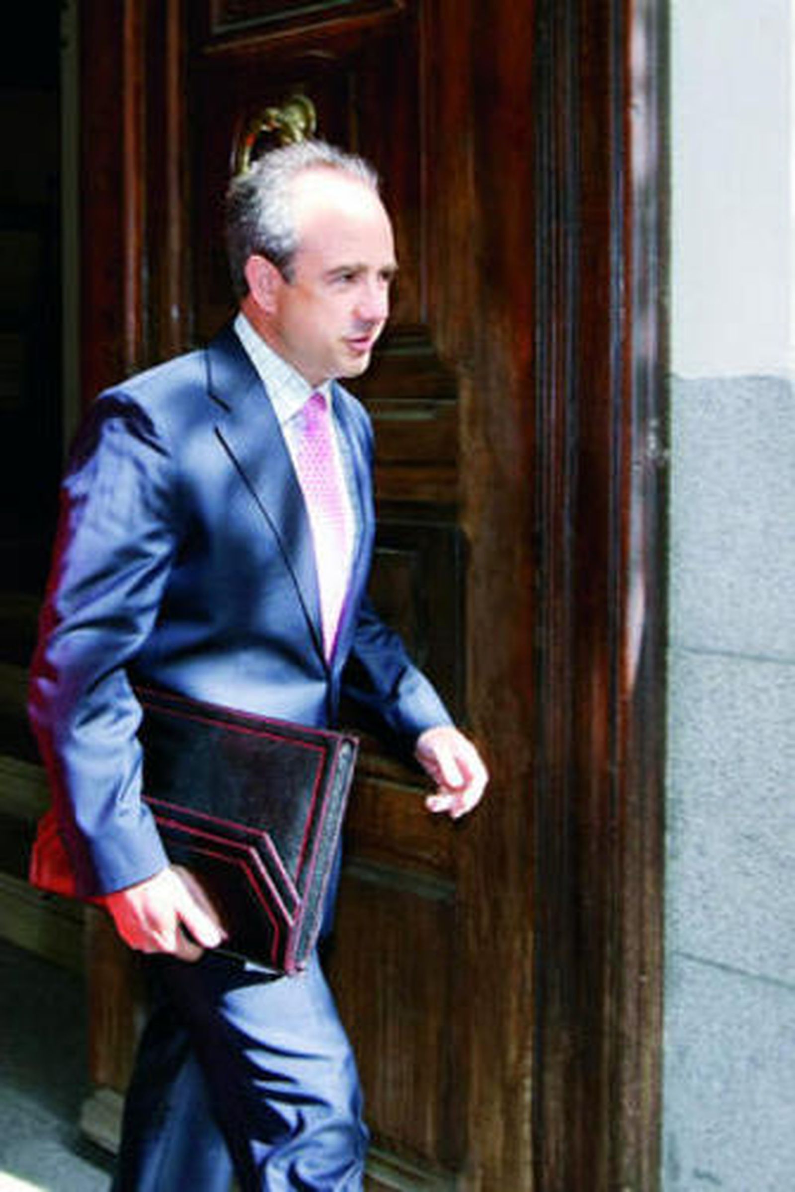 El ex alcalde de Boadilla sale del Tribunal Superior de Madrid.