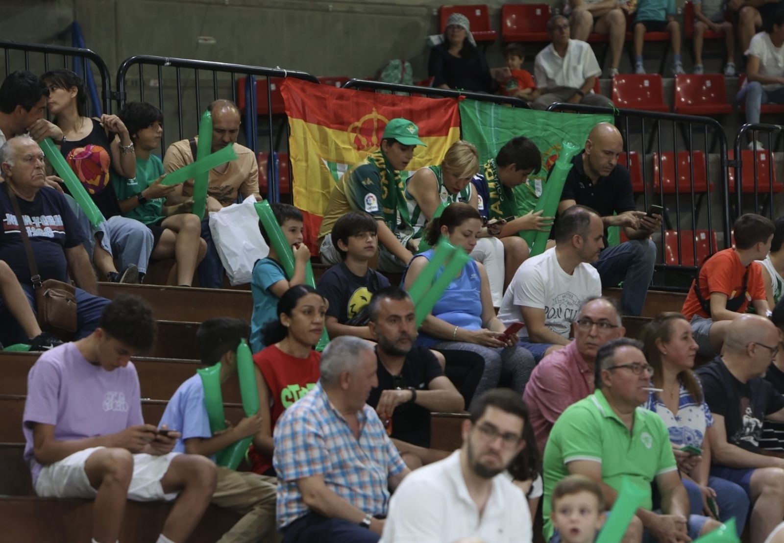 Búscate en el o Betis Granada de baloncesto
